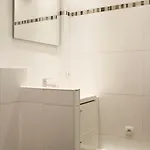 Parisian Duplex Close To Transport *