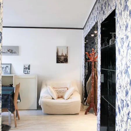 Parisian Duplex Close To Transport Paris
