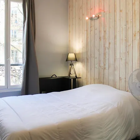 Parisian Duplex Close To Transport * Paris
