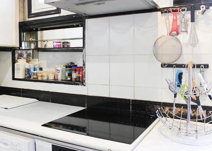 Daire Parisian Duplex Close To Transport Paris